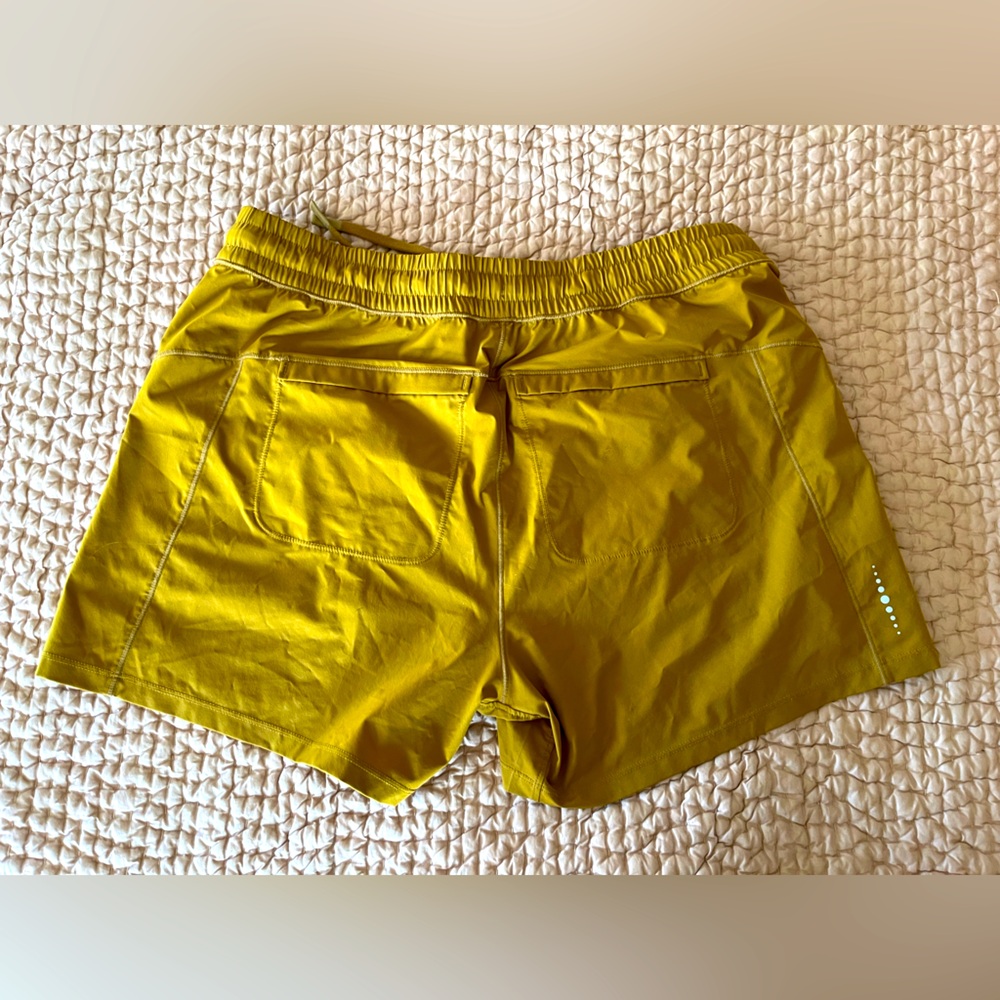 EUC Title Nine shorts. - Picture 2 of 3